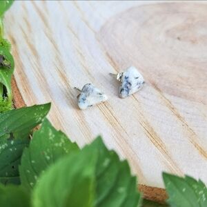 NEW Artisan Howlite Triangle Stud Earrings White Silver Handmade Gemstone